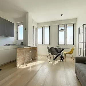 https://orea-spiti-modern-mantegna-arco-della-pace-district.italymilanhotels.net