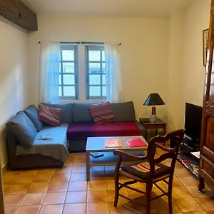 https://le-nid-arlsien-ct-du-muse-arlaten.fr-provencehotel.com